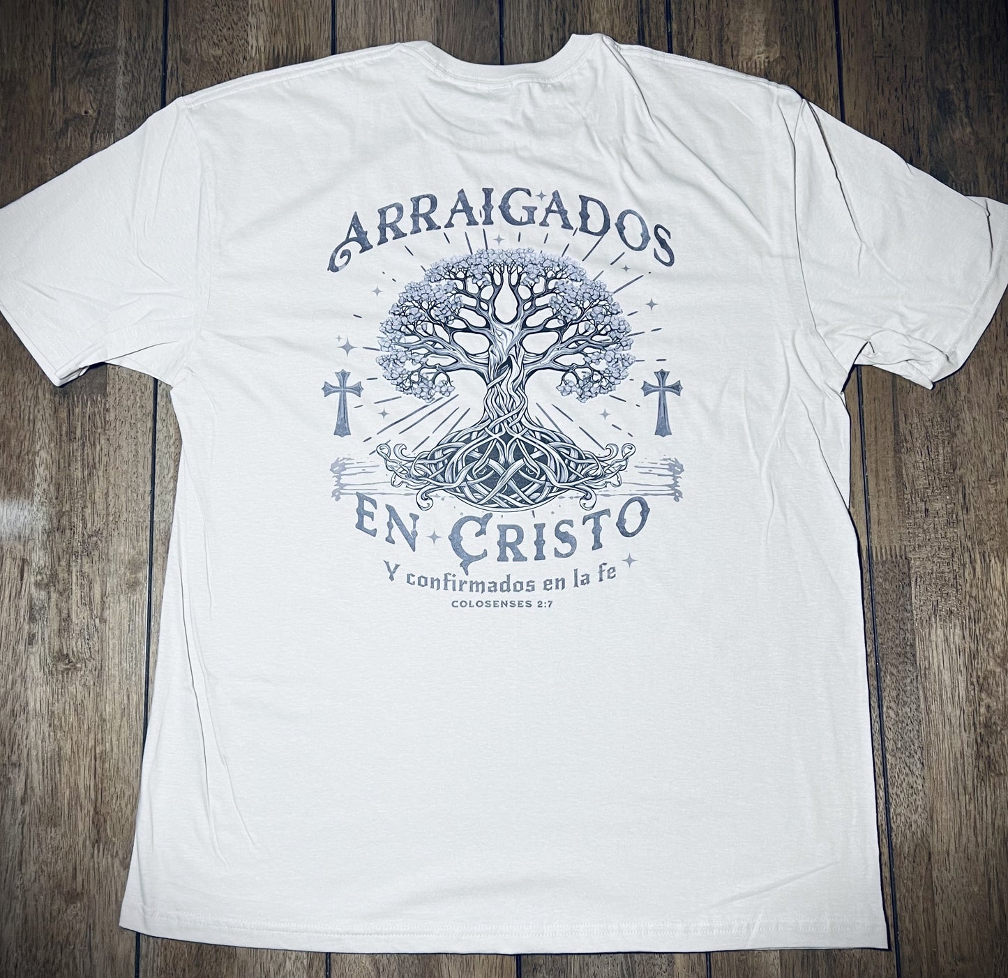 Arraigados En Cristo - Unisex Premium Soft T-Shirt Blk/Wht